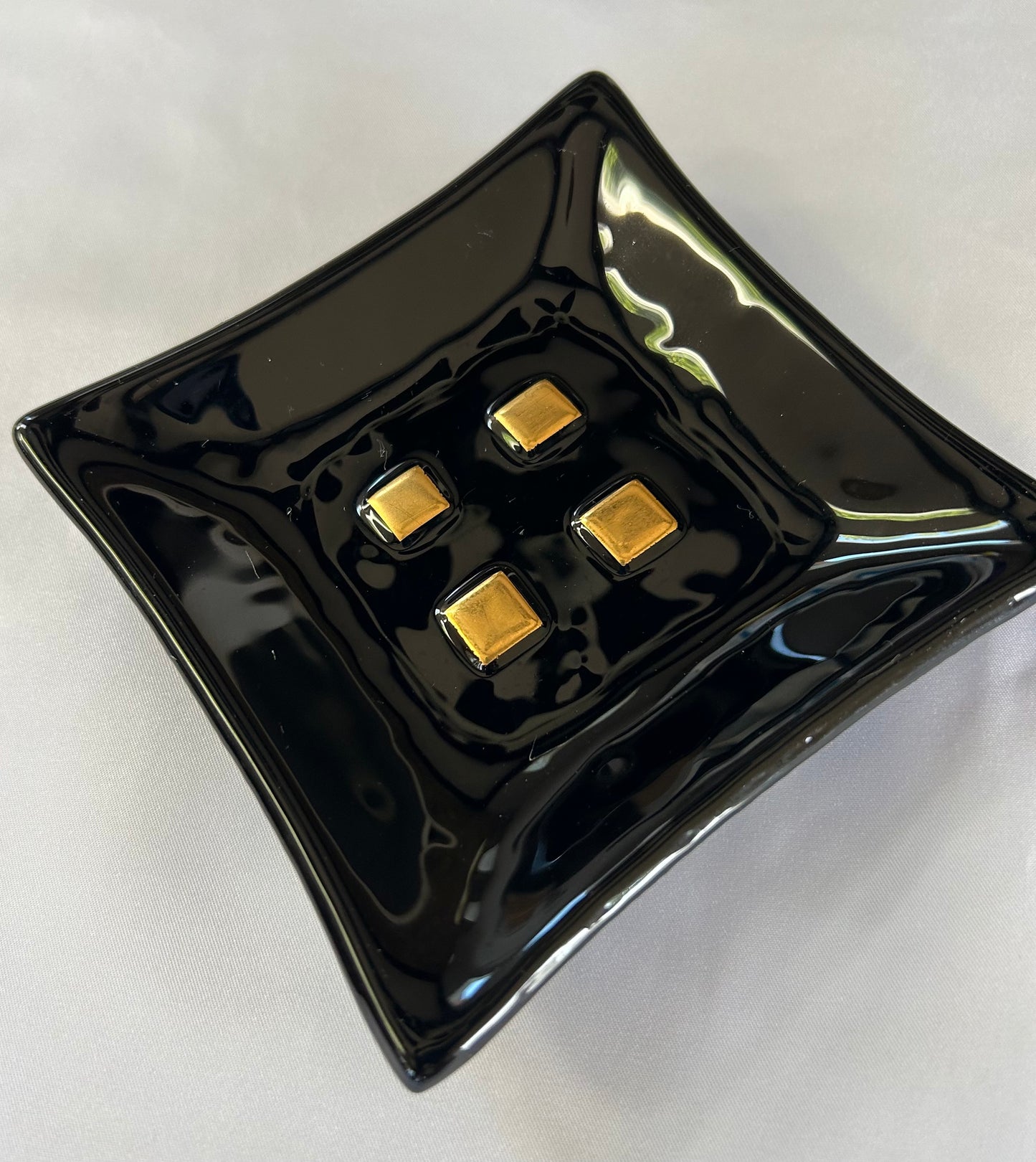 Artisan Glass The Small Square Dish
