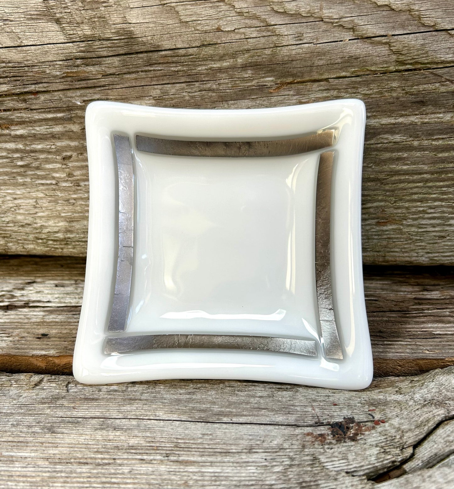 Artisan Glass Homeware White & Platinum