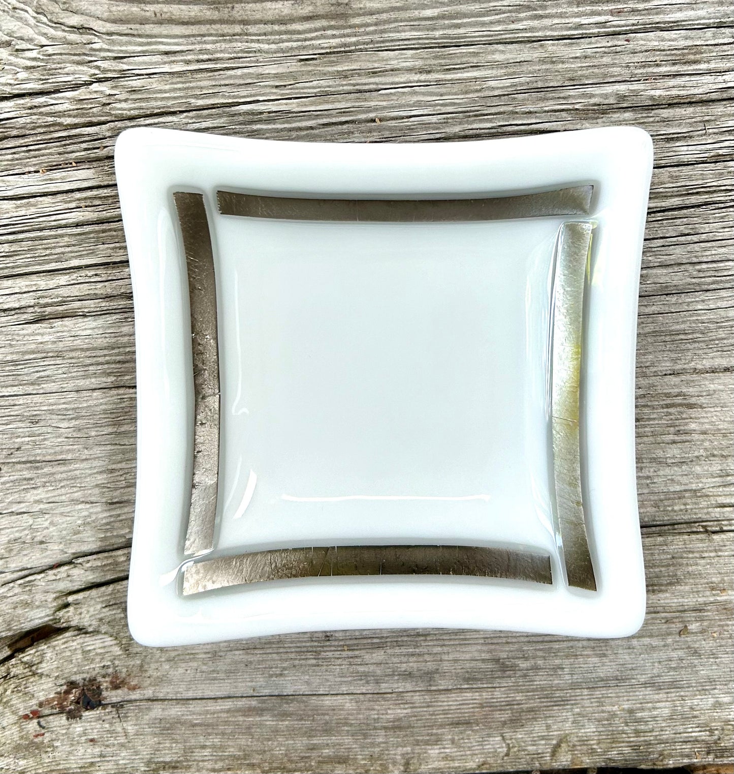 Artisan Glass Homeware White & Platinum